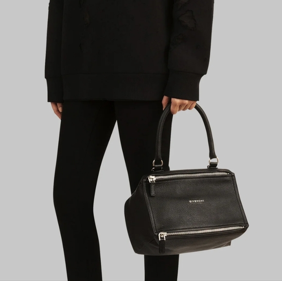 🔥ABSOLUTE FINAL💲⬇️Givenchy Small Black Pandora Bag ~ LIKE NEW! - Picture 2 of 15